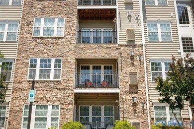 Welcome to effortless, maintenance-free living in the highly - photo 5