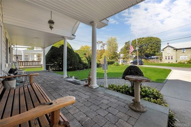 Experience luxury living in this sprawling custom Center Hall - photo 4