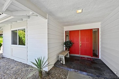 Welcome to the highly sought-after 55+ community of Oaks North! - photo 2