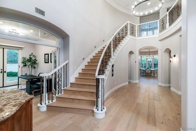Welcome to this elegant Davidson-built residence in Amador, one - photo 6