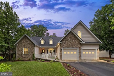 Welcome to 126 Yorktown Blvd - a home thoughtfully designed for - photo 1