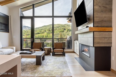 Riverfront Lodge #400 is a rare top-floor 3-bedroom residence - photo 2