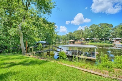 Affordable waterfront living on Toledo Bend! This charming - photo 10