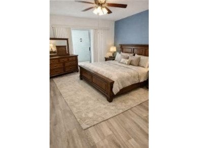 Welcome to this 2-bed/2-bath condo located in Poinciana Country - photo 13