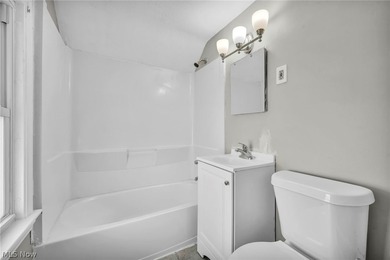 Welcome home to this beautifully updated and move-in ready - photo 20
