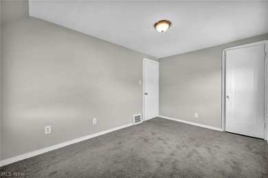 Welcome home to this beautifully updated and move-in ready - photo 24