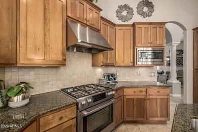 PRICED WAY BELOW APPRAISED VALUE: SELLER IS HIGHLY MOTIVATED AND - photo 27