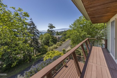 Stunning bay, bridge, and ocean views surround this - photo 29