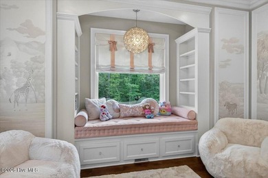 Welcome to 1421 Alpine Creek, a luxurious single-family home in - photo 32