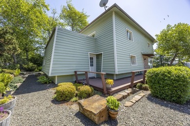Stunning bay, bridge, and ocean views surround this - photo 42