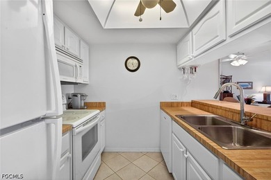 Welcome to a prime opportunity to own on Fort Myers Beach! This - photo 8
