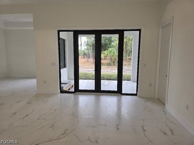 Brand new construction! This 3 bedrooms, 3 bathrooms plus den - photo 3