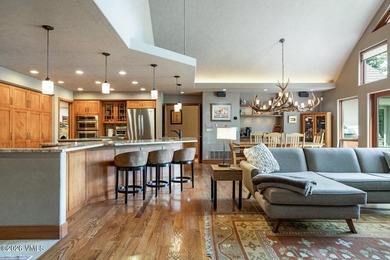 Experience mountain living at its finest in this beautifully - photo 4