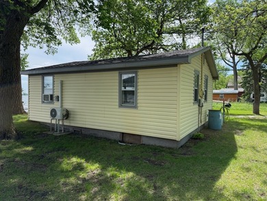 Turn-key cabin on Enemy Swim Lake! Freshly renovated, fully - photo 21
