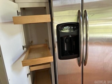 Wide open spaces are in and around this lovely 2-bedroom 2-bath - photo 10