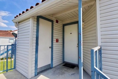2 BEDROOM, 2 BATHROOM, SECOND-FLOOR CONDO IN A GATED COMMUNITY - photo 2