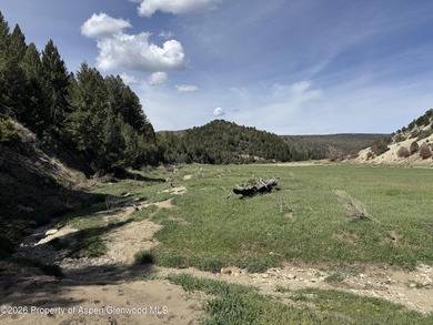 Nestled along the pristine White River just 11 miles west of - photo 38