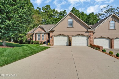Lake Townhome/Townhouse For Sale in Crossville, Tennessee