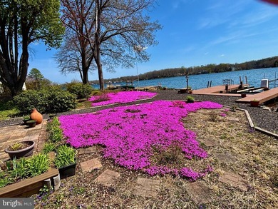 Welcome to 102 Flat Run, a stunning waterfront home that offers - photo 3