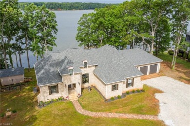 One level Home on High Rock Lake With Tremendous Views  - Lake Home For Sale in Lexington, North Carolina