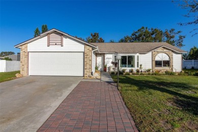 Lake Home For Sale in Kissimmee, Florida