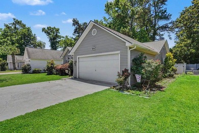 Welcome to your dream home in the highly sought-after golf - photo 2