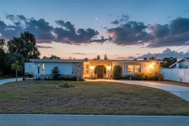 Port Charlotte Waterway Lakes Area Home For Sale in Port Charlotte Florida