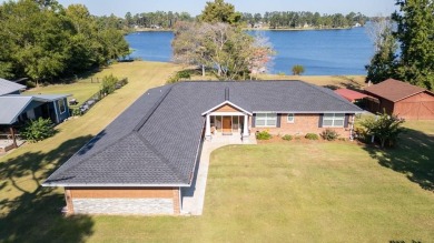 Lake Mayers Home For Sale in Baxley Georgia