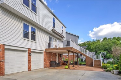 This gorgeous 4-bedroom, 2.5 bath home is the kind of place that - photo 30