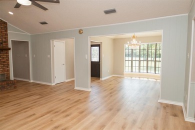 This spacious 3-bedroom, 2-bath home (approx. 2,206 sq. ft.) has - photo 7