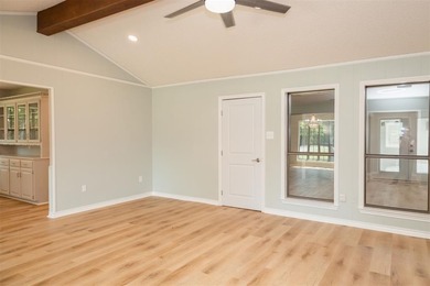 This spacious 3-bedroom, 2-bath home (approx. 2,206 sq. ft.) has - photo 10