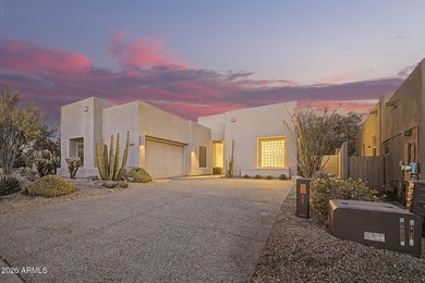 Located in gated Pinnacle Canyon at Troon North, on a quiet - photo 1