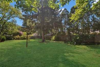 Beautifully maintained home offering over 1,800 square feet of - photo 4