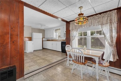 Beautifully maintained home offering over 1,800 square feet of - photo 10