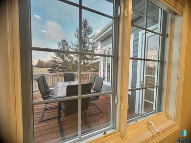 Prime executive office opportunity overlooking the 18th green in - photo 11