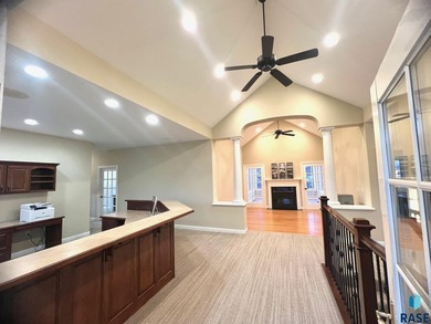 Prime executive office opportunity overlooking the 18th green in - photo 15