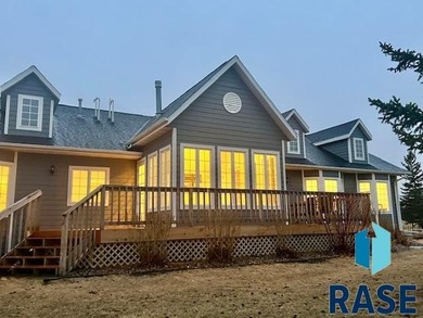 Prime executive office opportunity overlooking the 18th green in - photo 27