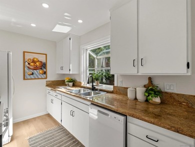 Ground-level 3-bedroom 2-bath in pristine condition. Totally - photo 6