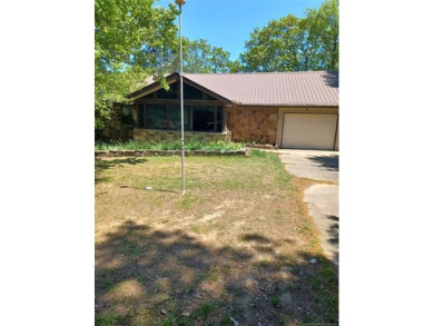 Lake Home For Sale in Eufaula, Oklahoma