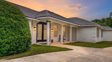 Set within the established golf course community of Shadowmoss - photo 3