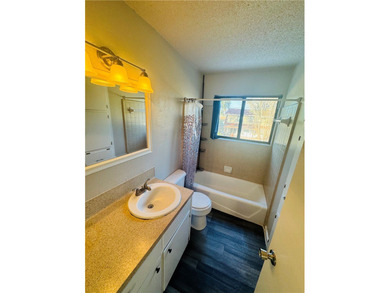 Charming 3 bedroom, 1.5 bath home on a desirable corner lot in - photo 13