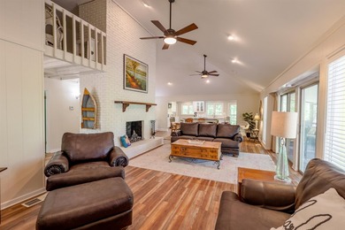 Water-view Pickwick Lake retreat in Counce, TN! This beautifully - photo 16
