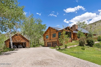 Tucked at the end of the road, this exceptional mountain estate - photo 6