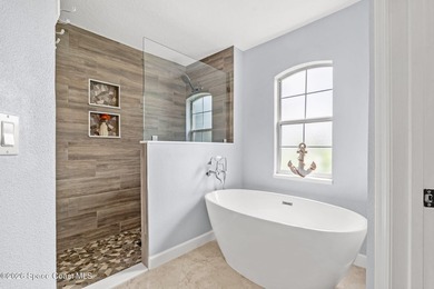 Beautifully maintained 3-bedroom, 2-bath pool home located in - photo 17