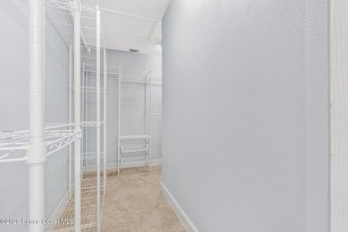 Beautifully maintained 3-bedroom, 2-bath pool home located in - photo 20