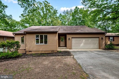 Welcome to this beautifully refreshed 3-bedroom, 2-bath rambler - photo 1