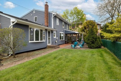 Welcome to this beautifully updated Side Hall Colonial in the - photo 22