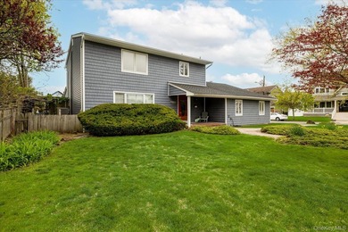 Welcome to this beautifully updated Side Hall Colonial in the - photo 24