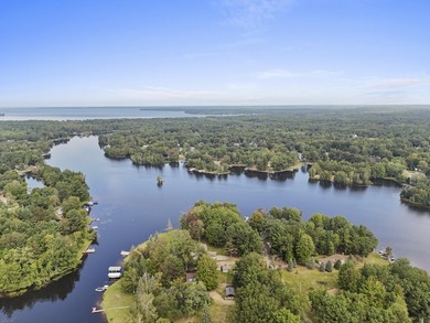 Lake James GEM! Huge over 3000 SQ foot Chalet on main body of - photo 24