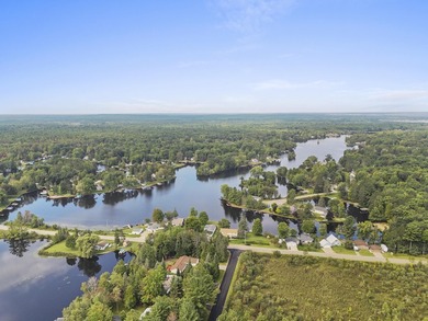 Lake James GEM! Huge over 3000 SQ foot Chalet on main body of - photo 27